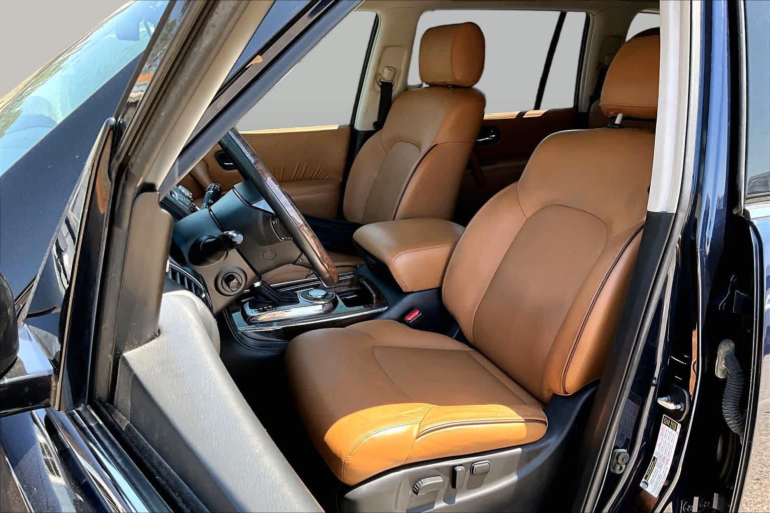 Used 2017 INFINITI QX80 Signature Edition RWD image 11