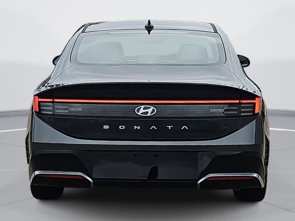 New 2026 Hyundai Sonata SEL FWD image 6