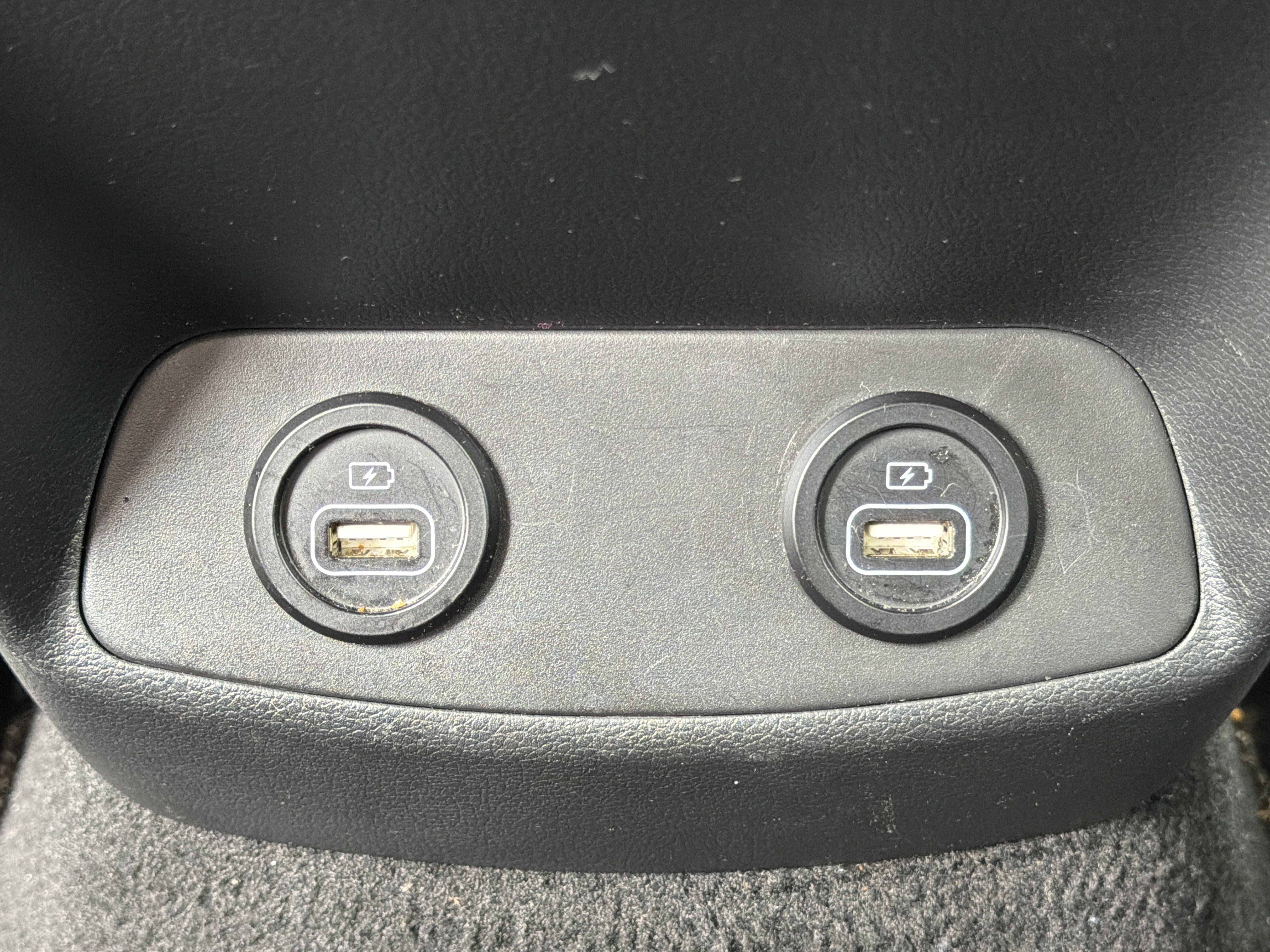 Used 2023 Hyundai Santa Fe SEL FWD image 19