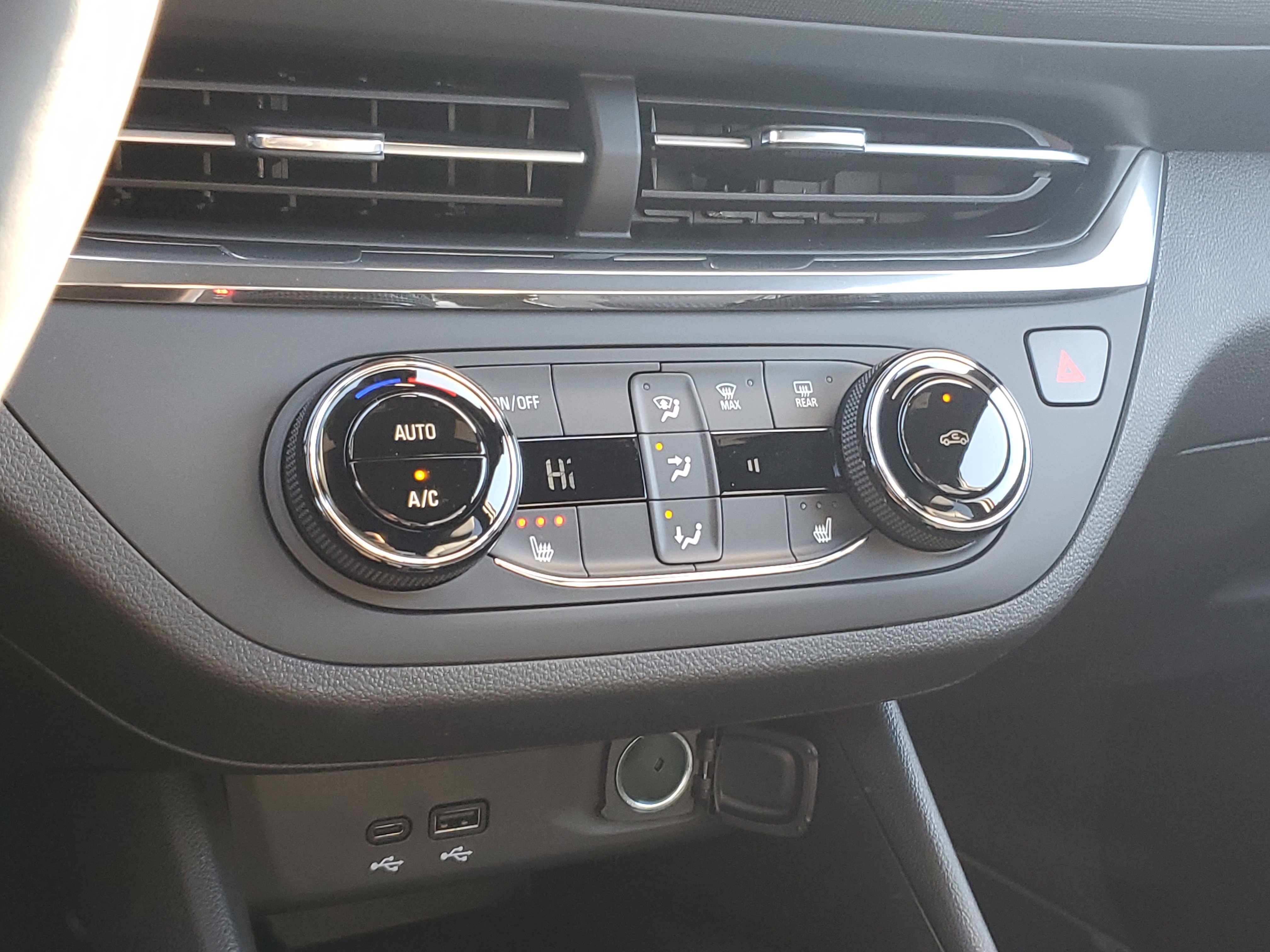 New 2026 Buick Envista Avenir image 21