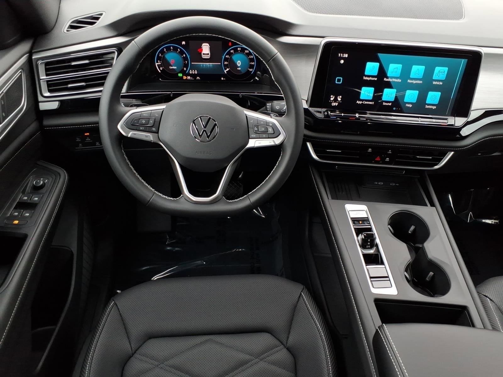 New 2026 Volkswagen Atlas Cross Sport SE image 15
