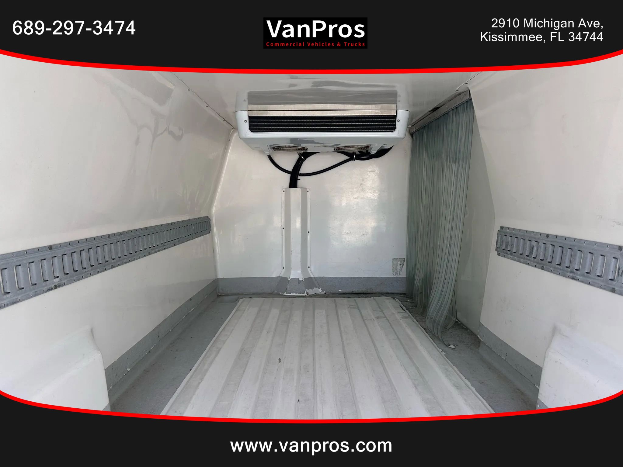 Used 2014 Chevrolet Express 3500 Extended image 14