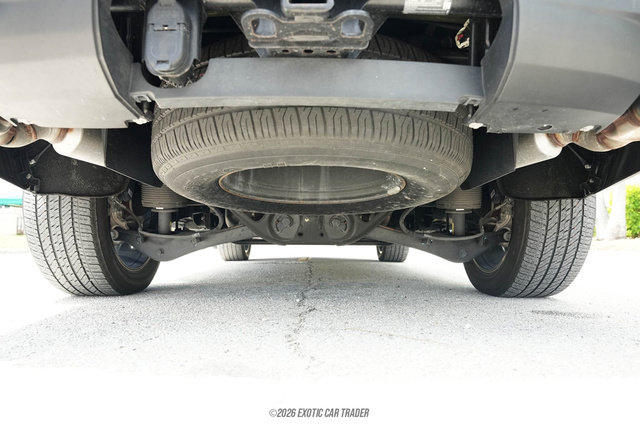 Used 2023 GMC Yukon Denali Ultimate AWD/4WD image 88