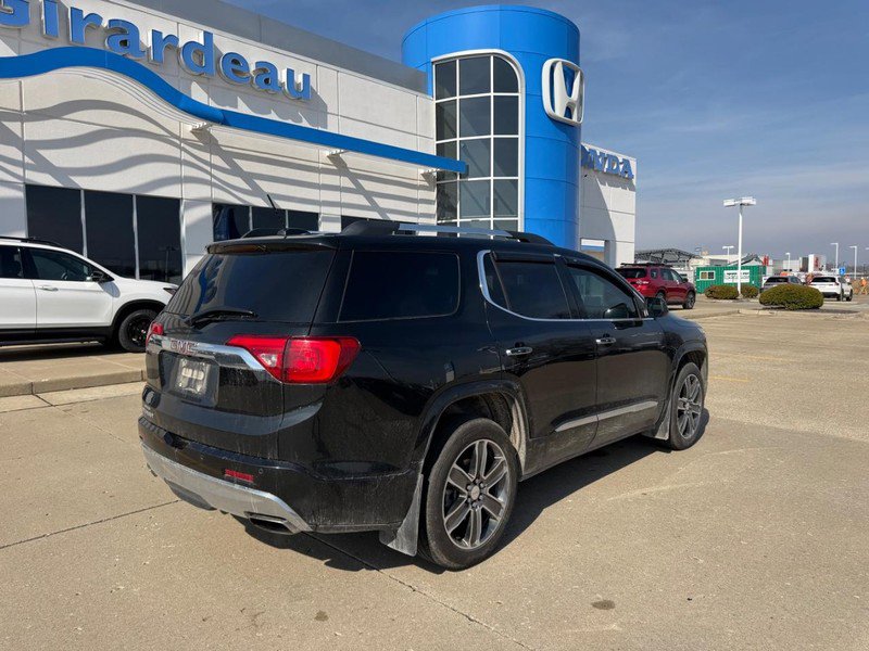 Used 2019 GMC Acadia Denali FWD image 2