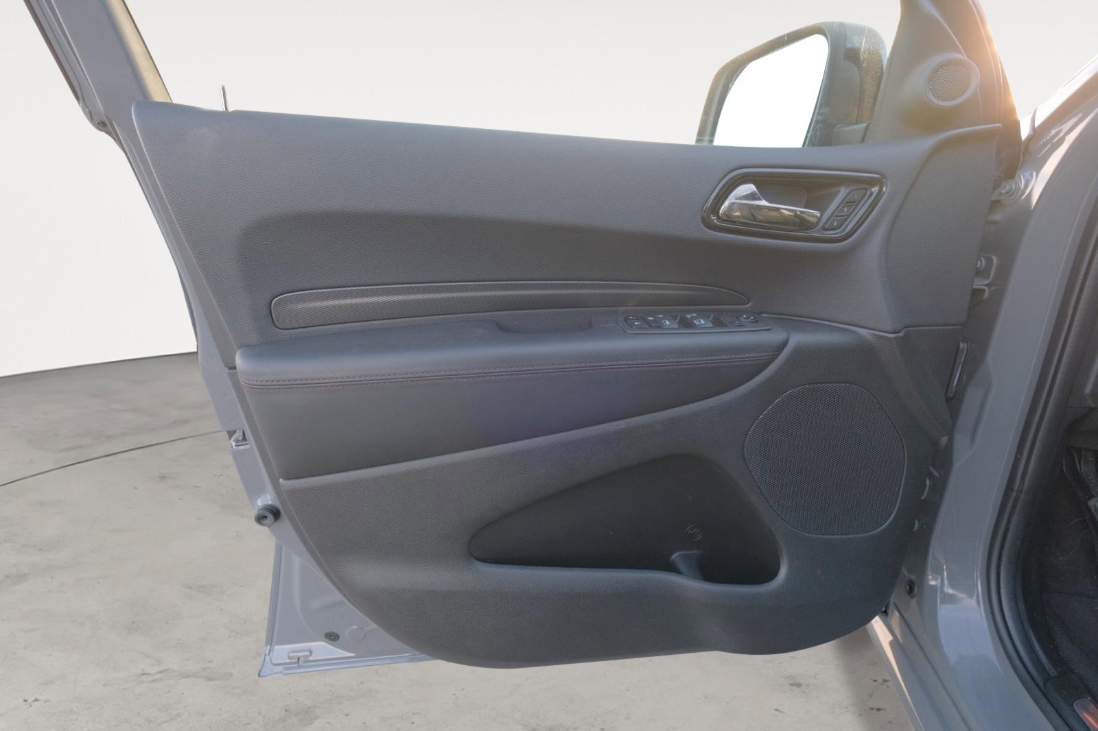 Used 2022 Dodge Durango R/T w/ Blacktop Package image 11