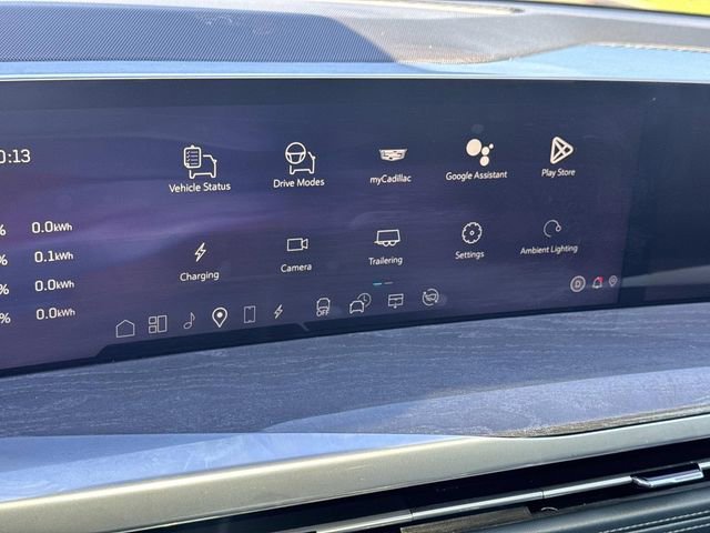 Used 2025 Cadillac Escalade IQ Luxury 2 w/ LPO, Premium Carpet Package image 13