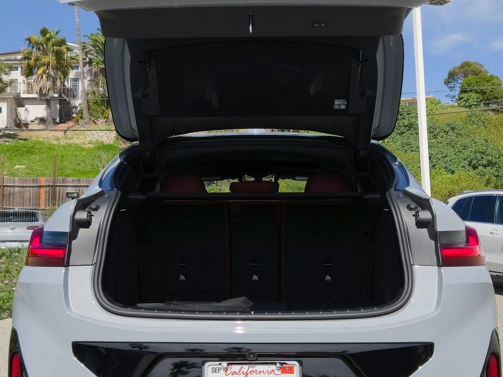 Used 2024 BMW X4 M40i w/ Premium Package image 20