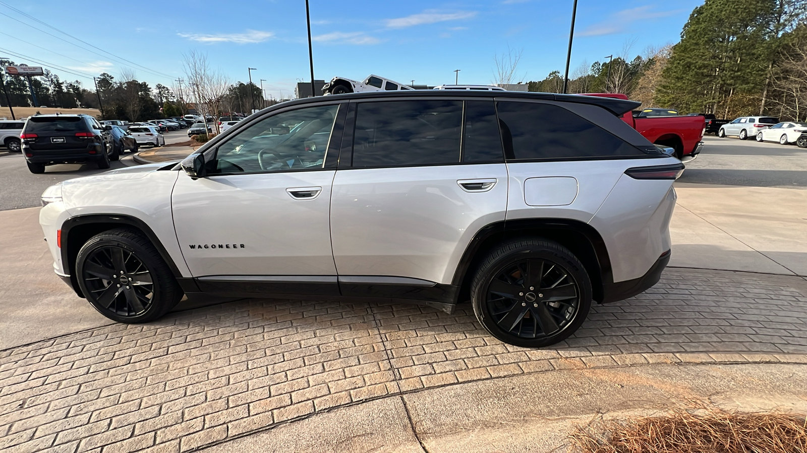 Used 2024 Jeep Wagoneer Launch Edition image 11
