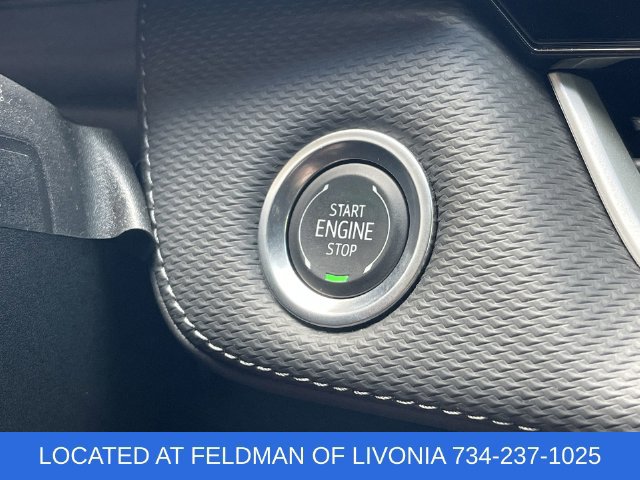 Certified 2025 Chevrolet Equinox LT w/ Convenience Package II FWD image 17
