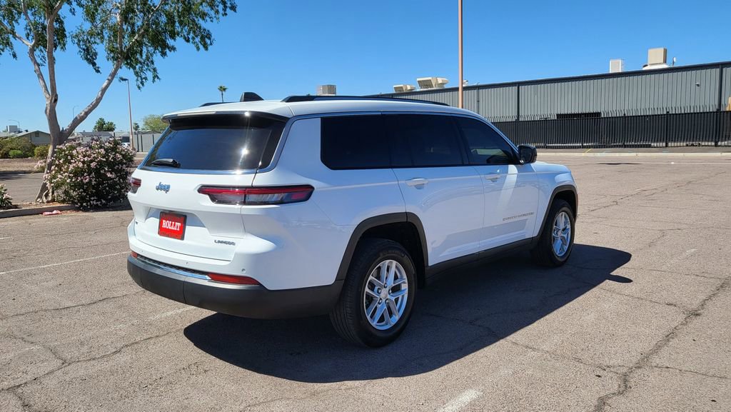 Used 2023 Jeep Grand Cherokee L Laredo RWD image 9
