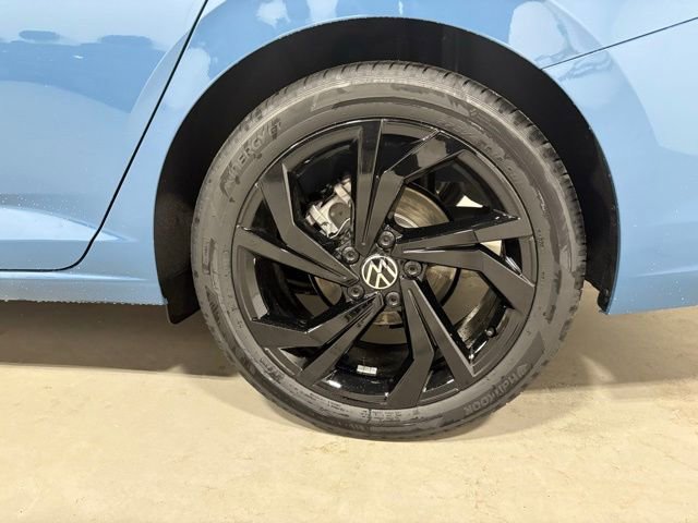 New 2026 Volkswagen Jetta SE image 10