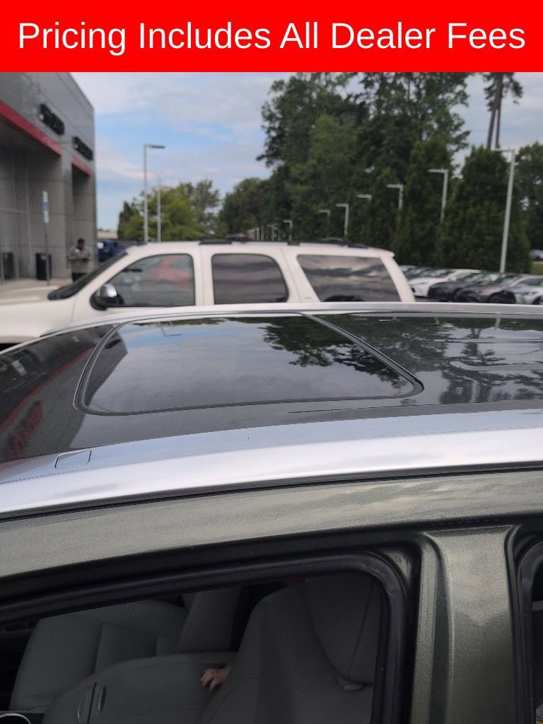 Used 2016 Toyota Highlander XLE AWD/4WD image 4