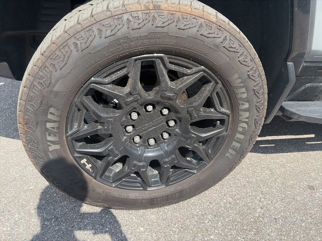 Certified 2024 GMC Hummer EV 2X AWD/4WD image 10