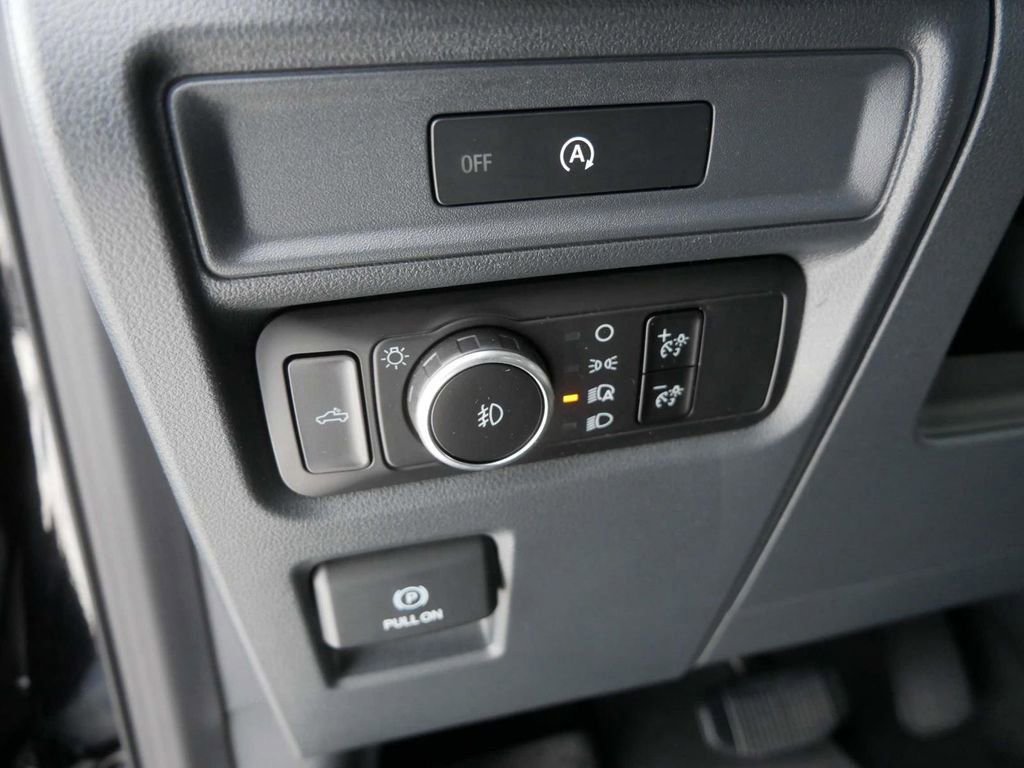 Used 2025 Ford F150 STX w/ Equipment Group 201A FX4 image 12