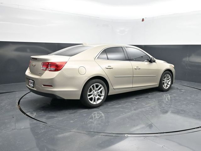 Used 2014 Chevrolet Malibu LT w/ Power Convenience Package image 9