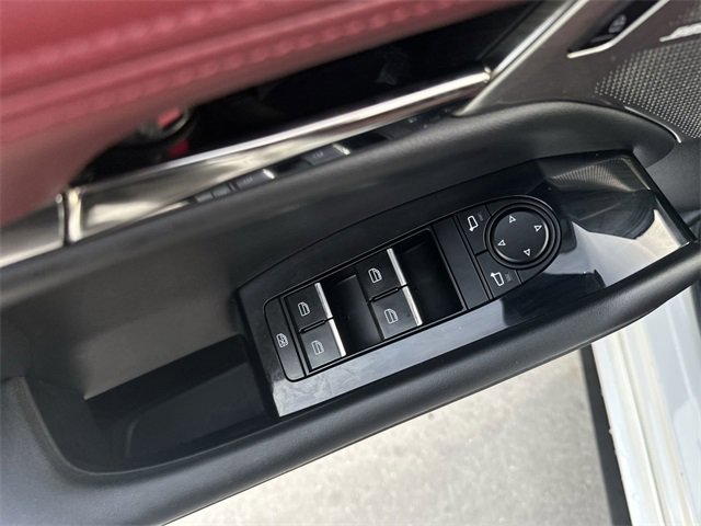 Used 2019 MAZDA MAZDA3 Hatchback w/ Premium Package image 15