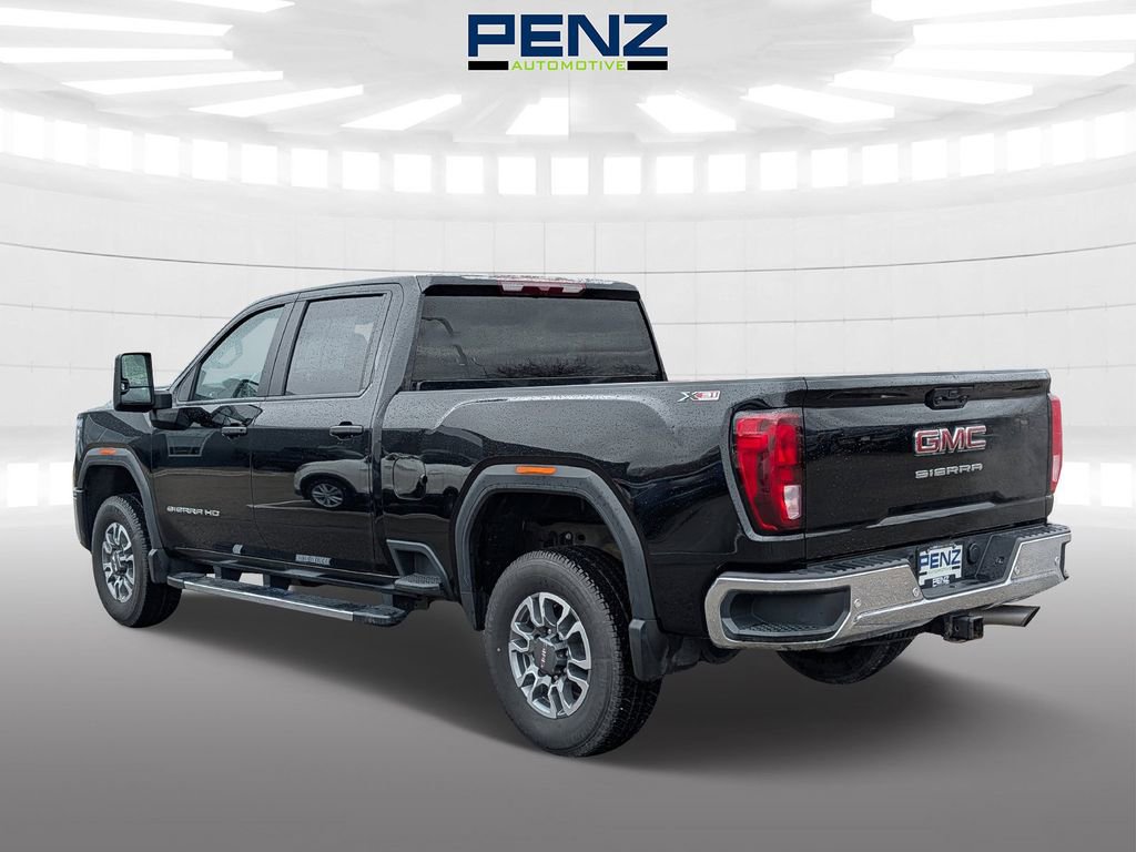 Used 2024 GMC Sierra 3500 Pro AWD/4WD image 5