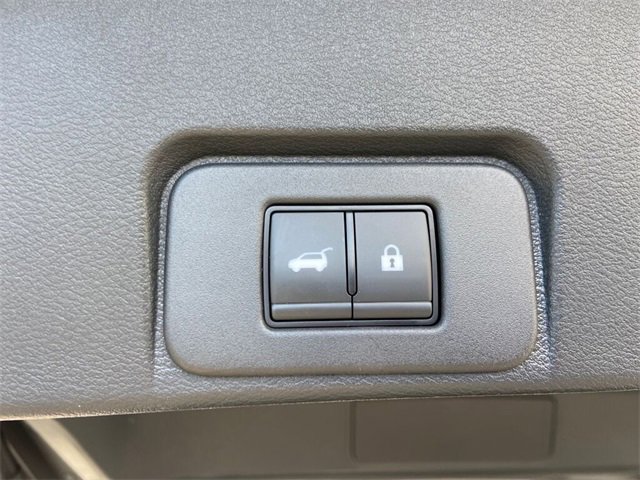 Used 2026 Nissan Rogue SV image 30