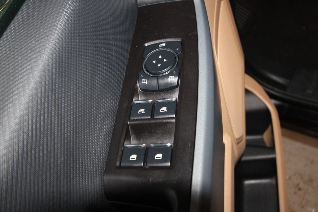 Used 2023 Ford F150 XLT AWD/4WD image 6