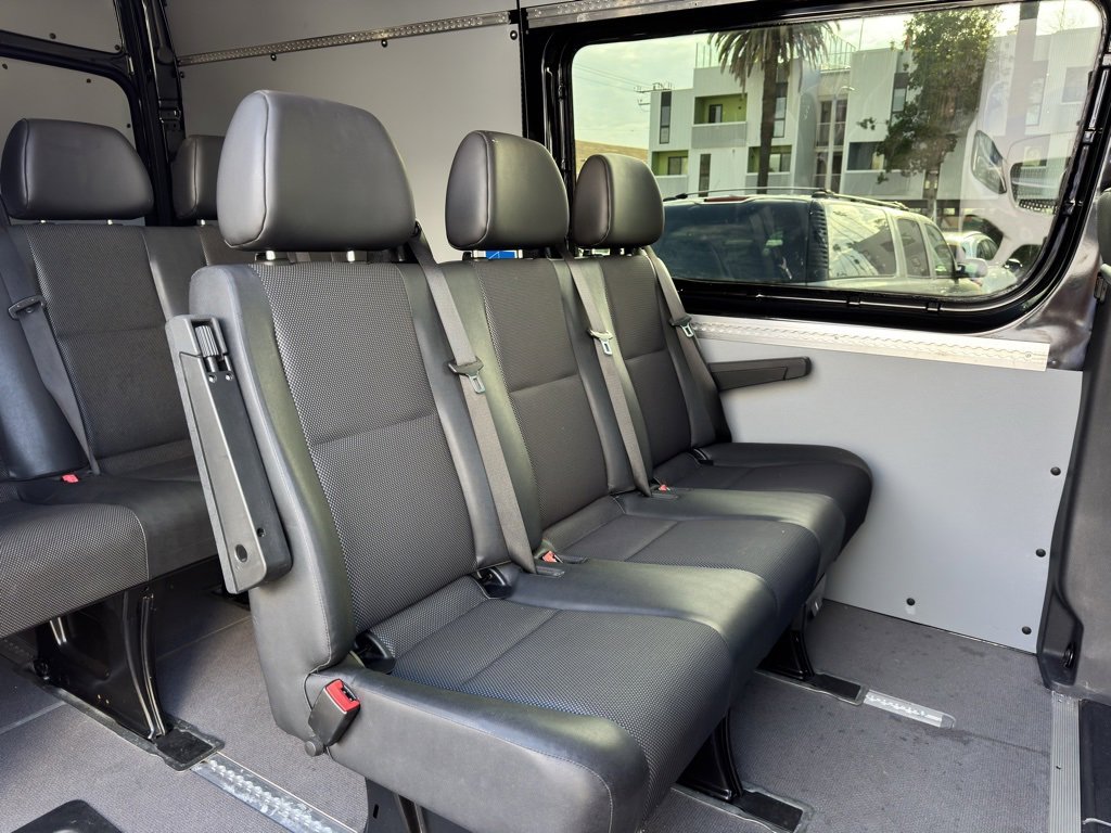 Used 2022 Mercedes-Benz Sprinter 144 Cargo image 8