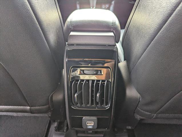 Used 2024 Jeep Compass Latitude image 16