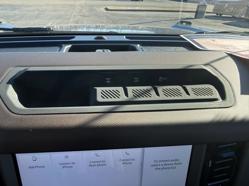 Used 2023 Ford Bronco Outer Banks image 23