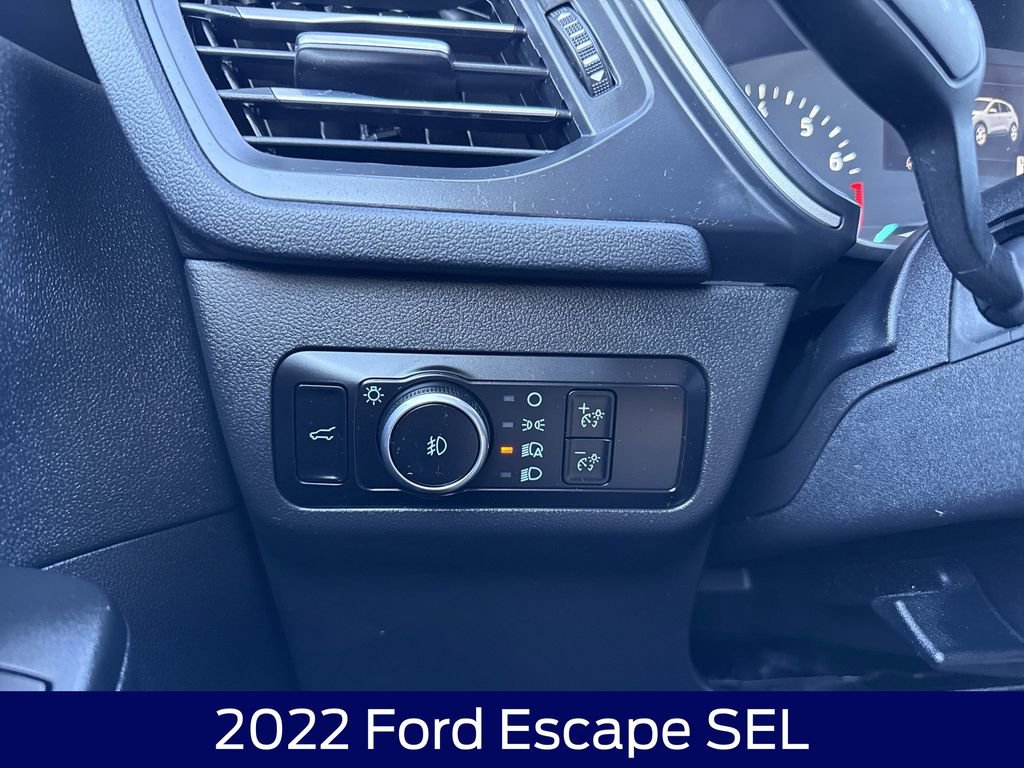Used 2022 Ford Escape SEL image 26
