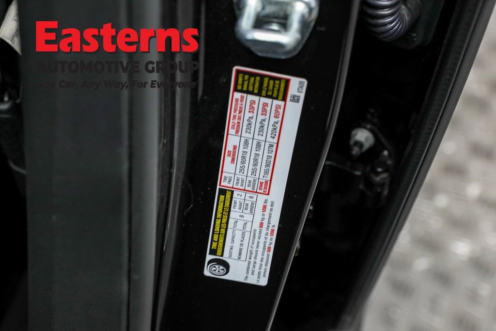 Used 2024 Nissan Pathfinder S image 35