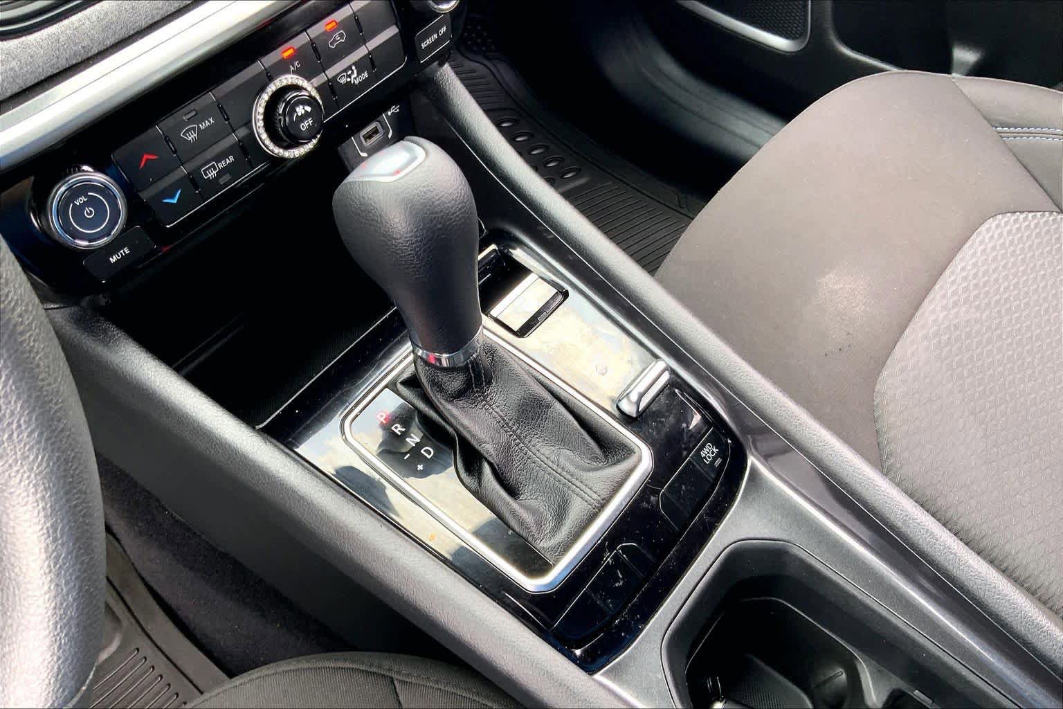 Used 2024 Jeep Compass Sport AWD/4WD image 14