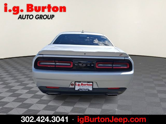 Used 2020 Dodge Challenger SXT w/ Driver Convenience Group AWD/4WD image 5