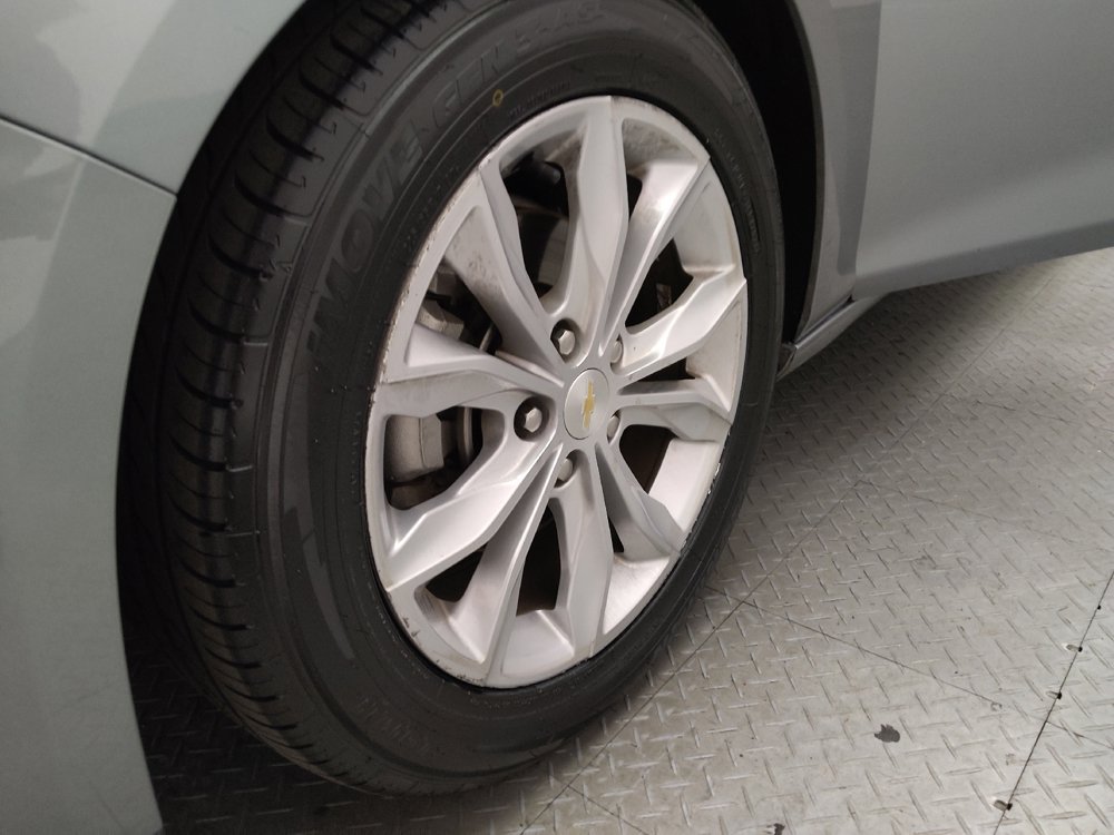 Used 2023 Chevrolet Malibu LT FWD image 31