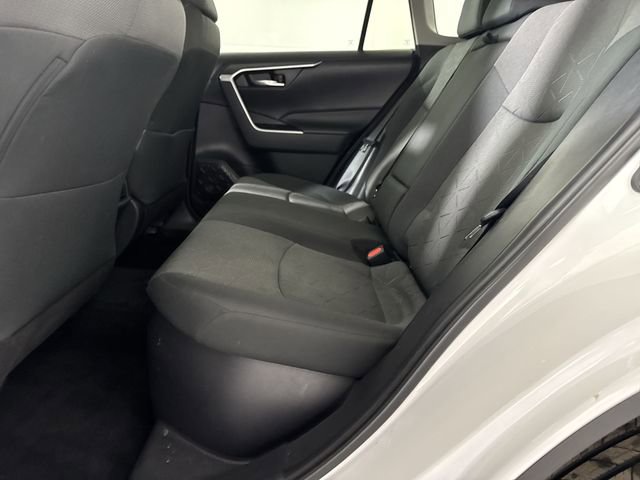 Used 2021 Toyota RAV4 XLE image 22