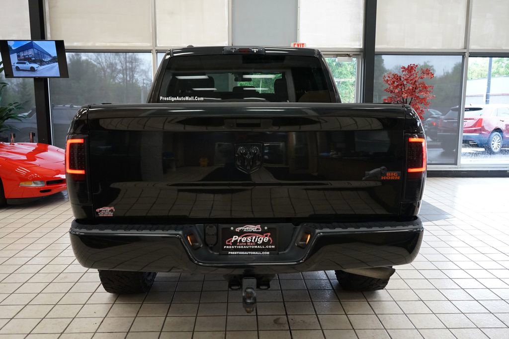Used 2019 RAM 1500 Express w/ Express Value Package AWD/4WD image 14