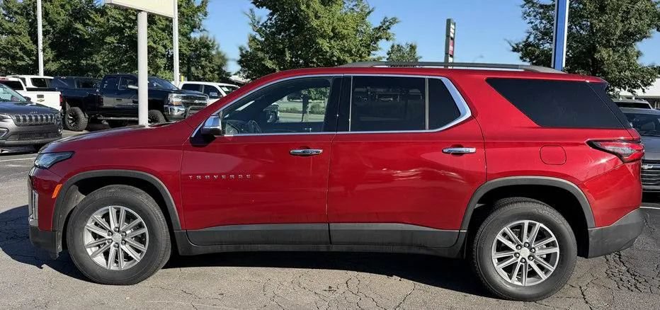 Used 2022 Chevrolet Traverse LT AWD/4WD image 7
