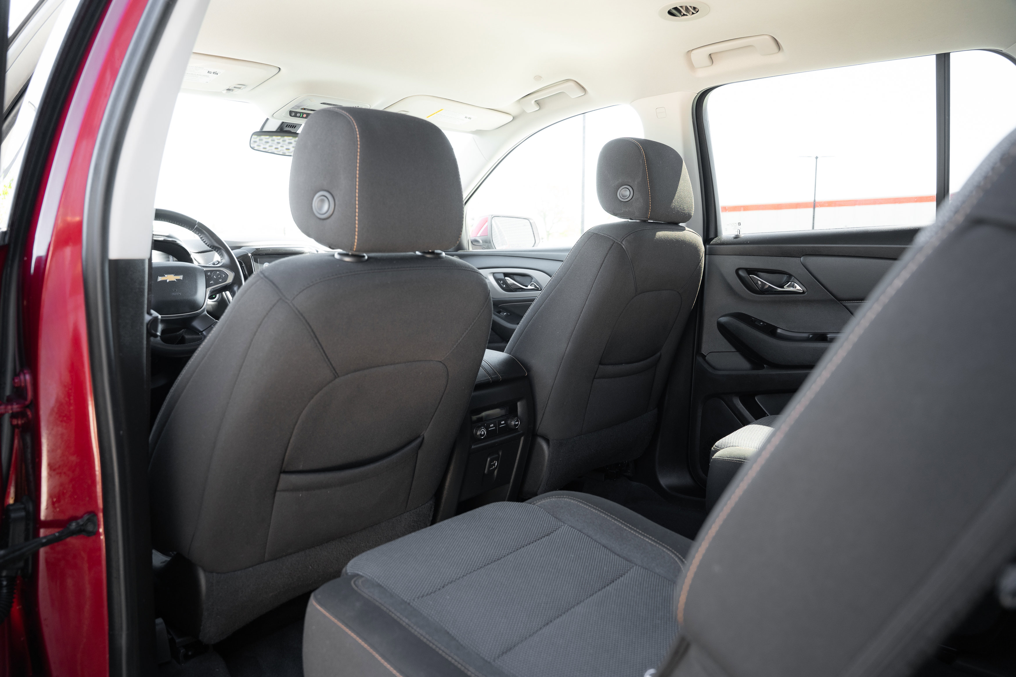 Used 2021 Chevrolet Traverse LT AWD/4WD image 24