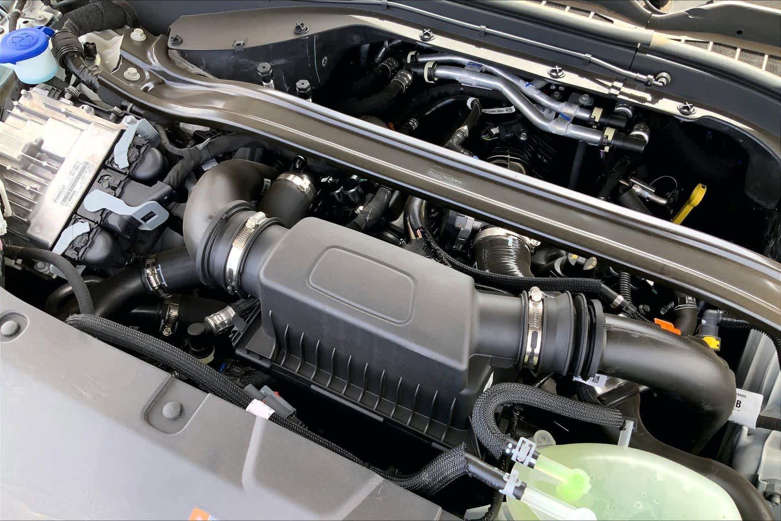New 2026 Lincoln Aviator 2WD w/ Jet Appearance Package image 17