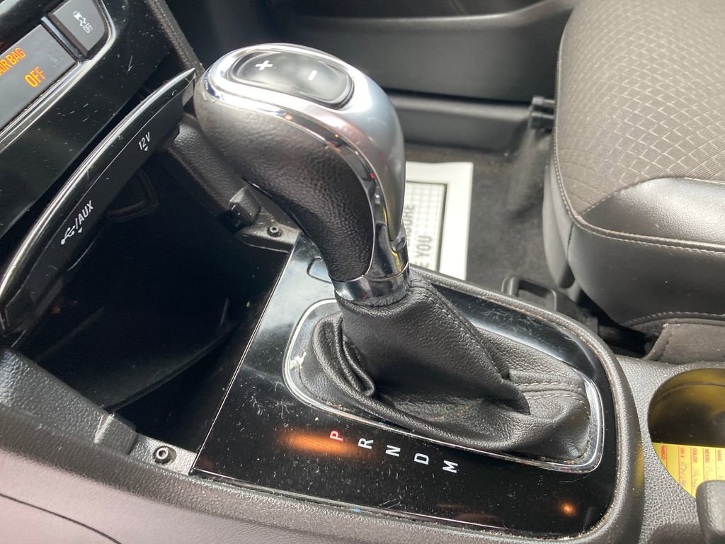 Used 2018 Buick Encore Preferred image 31