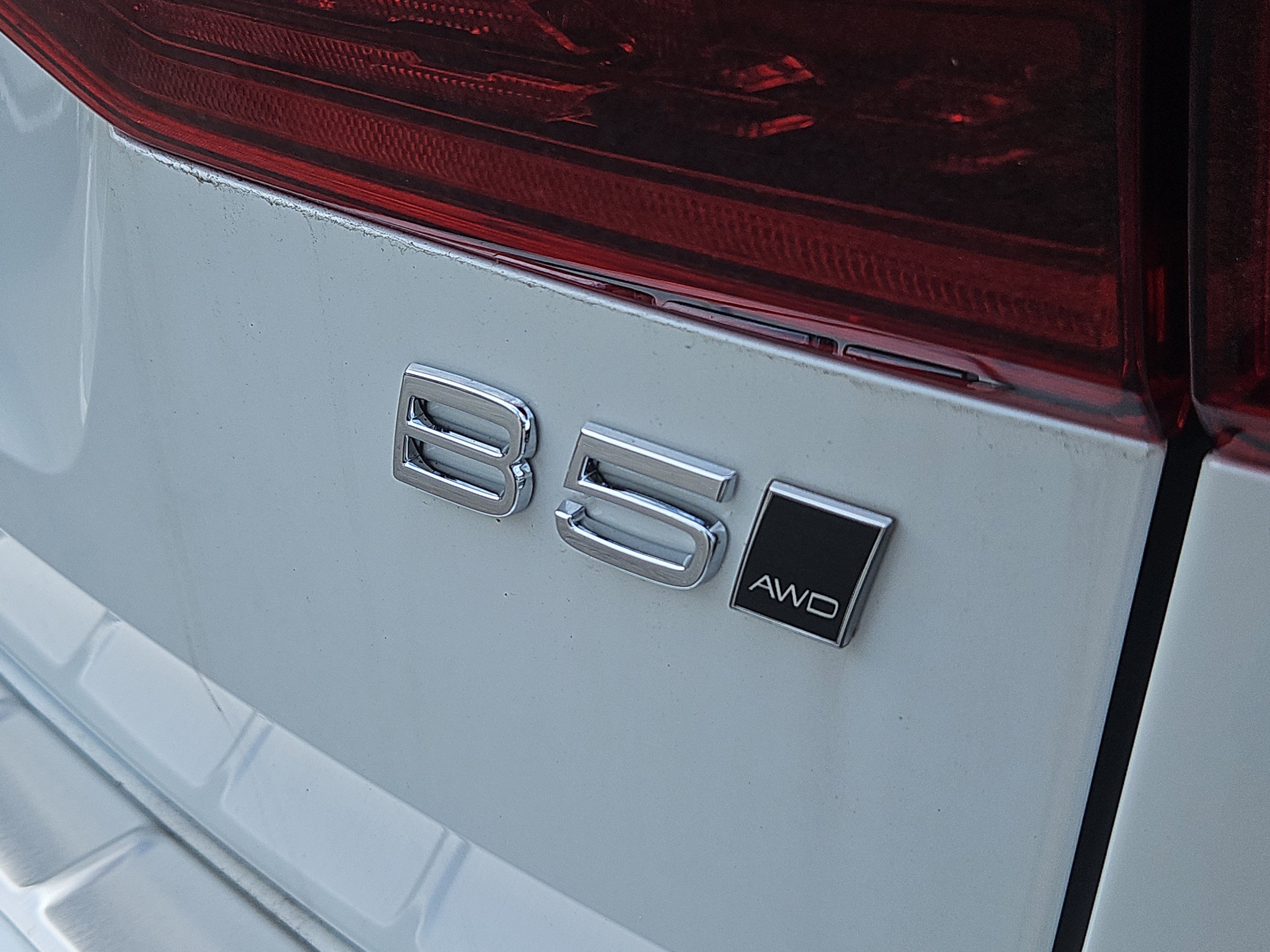 New 2026 Volvo XC60 B5 Plus w/ Protection Package Premier image 4