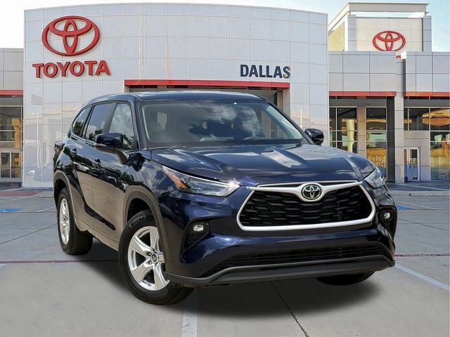 Used 2025 Toyota Highlander LE