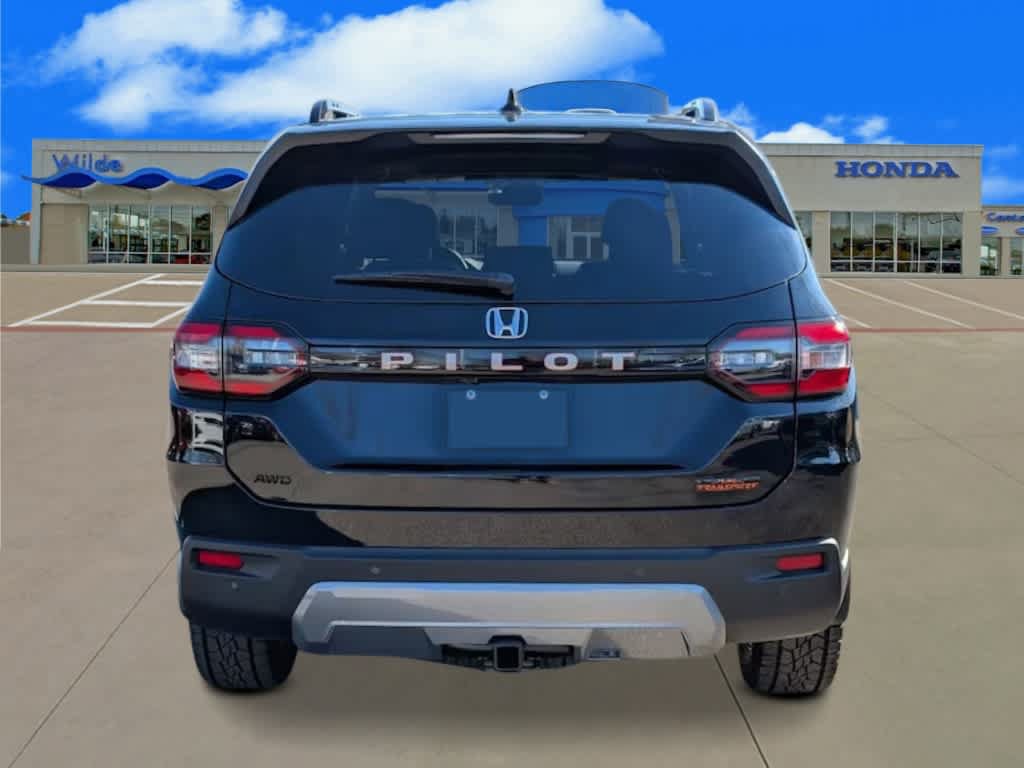 New 2026 Honda Pilot TrailSport image 4