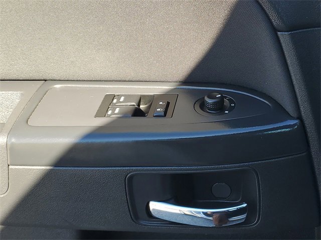 Used 2010 Dodge Challenger SE image 21