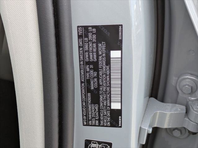 New 2026 Volvo XC60 T8 Ultra w/ Protection Package Premier image 15