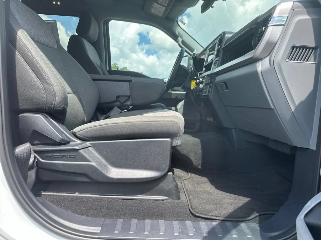 Certified 2025 Ford F250 XLT AWD/4WD image 23