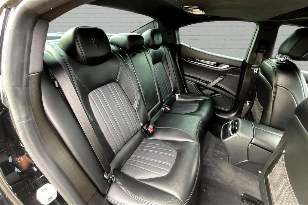 Used 2021 Maserati Ghibli RWD image 25