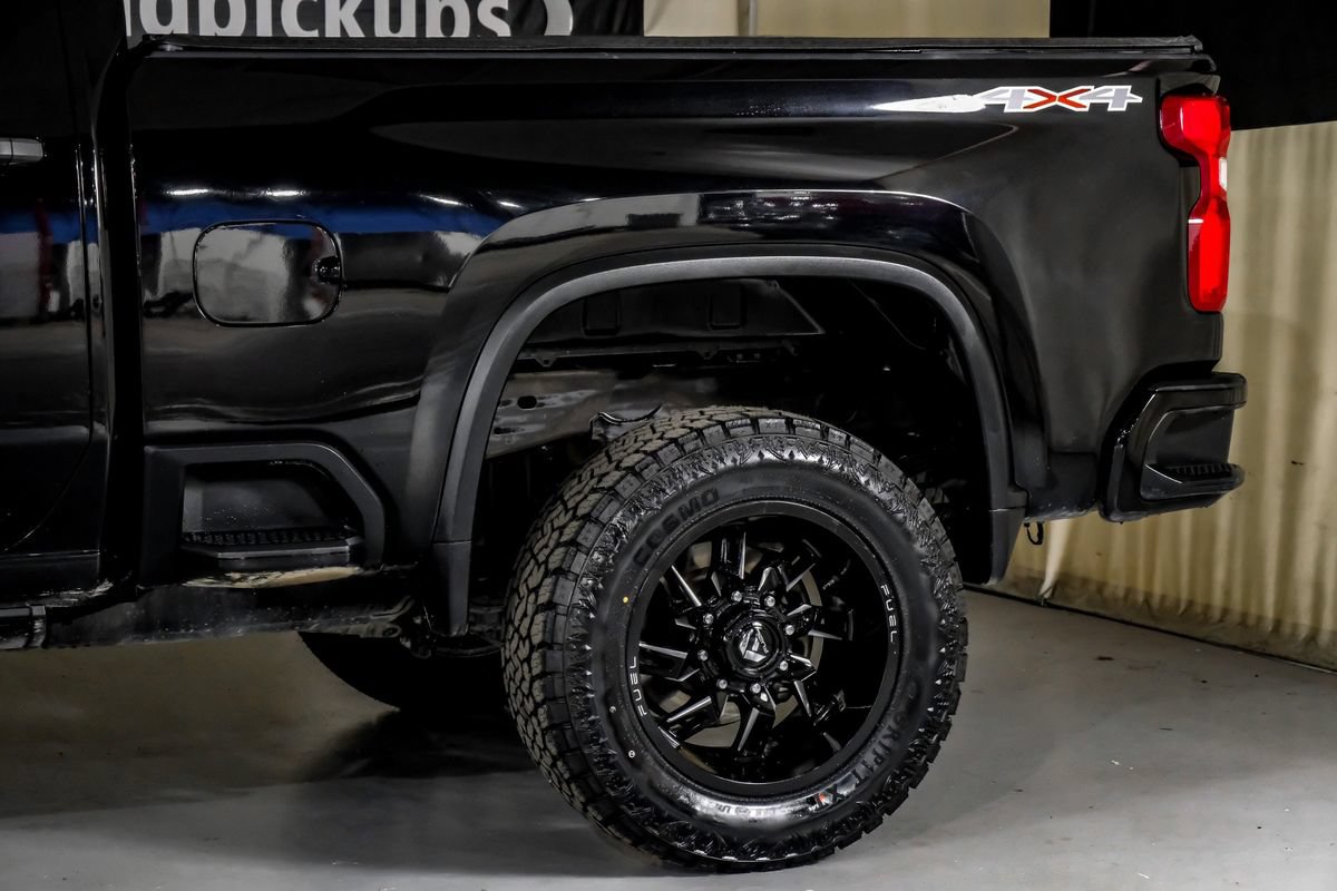 Used 2021 Chevrolet Silverado 2500 Custom w/ Custom Value Package AWD/4WD image 14