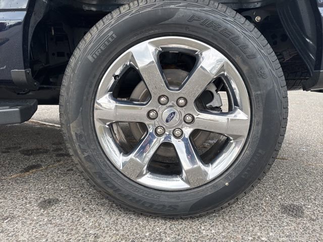 Used 2022 Ford F150 Lariat w/ Max Trailer Tow Package image 15