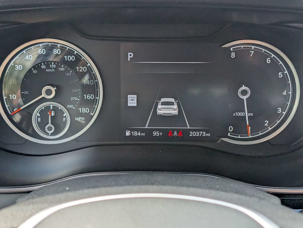Used 2026 Genesis G70 2.5T RWD image 18