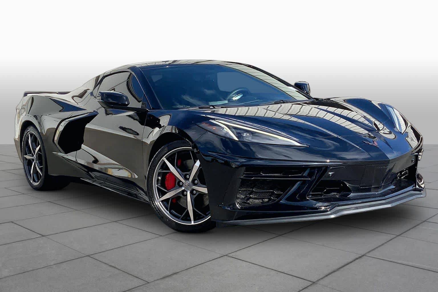 Used 2021 Chevrolet Corvette Stingray Preferred Conv w/ Z51 Performance Package RWD image 3
