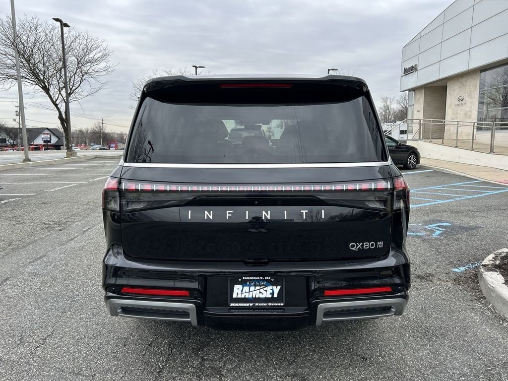 Certified 2025 INFINITI QX80 Sensory image 7