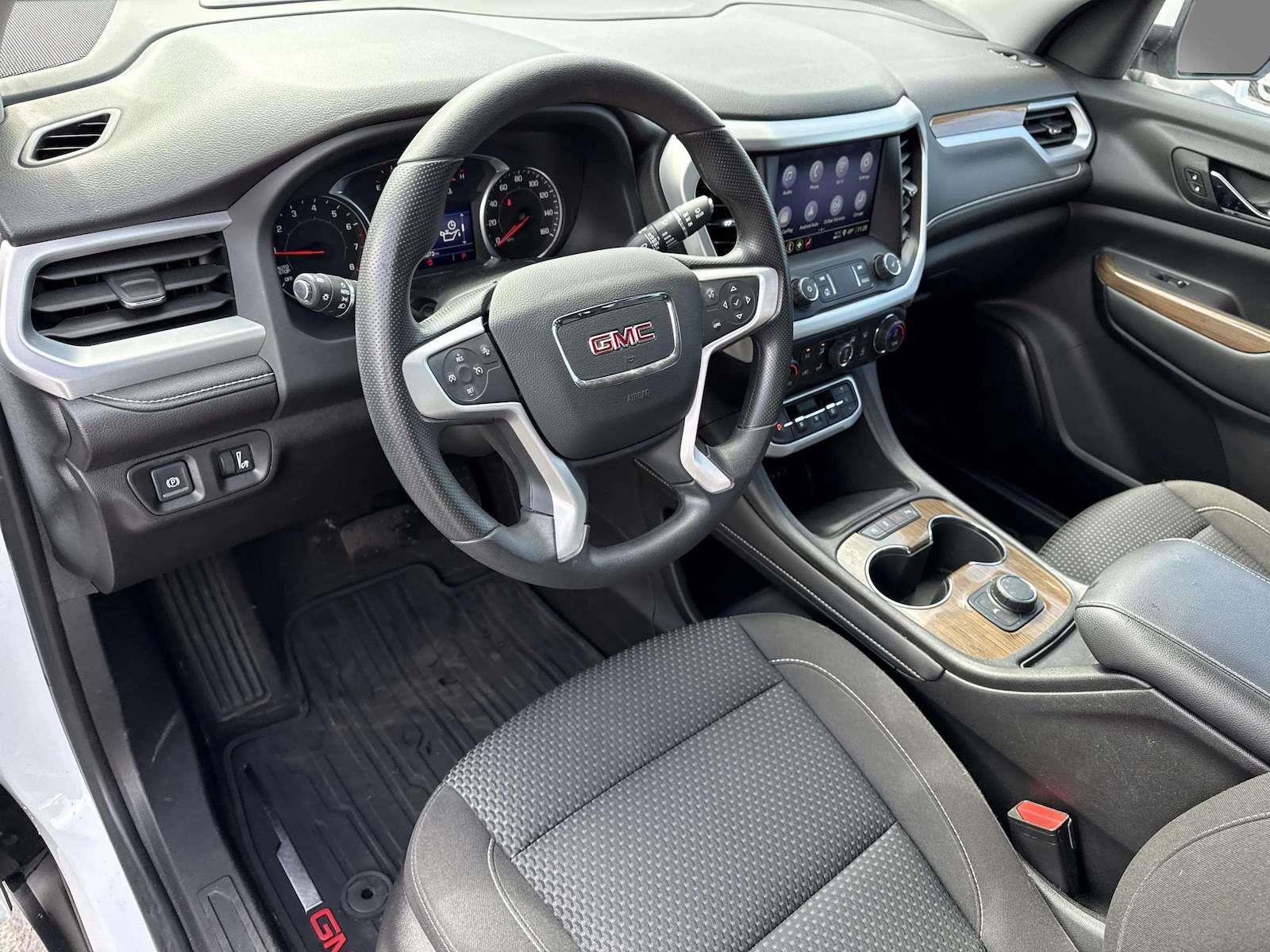 Used 2022 GMC Acadia SLE FWD image 16